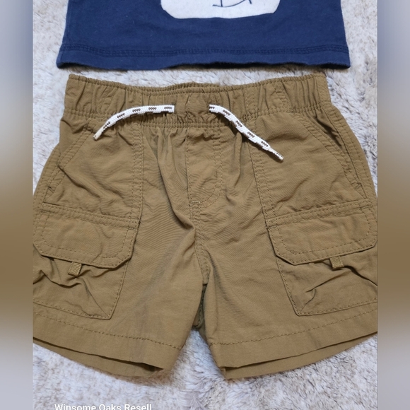 Navy Bear Graphic Tee and Khaki Shorts Set - Picture 3 of 3